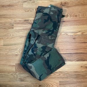 Re/Done Camo cargo pants